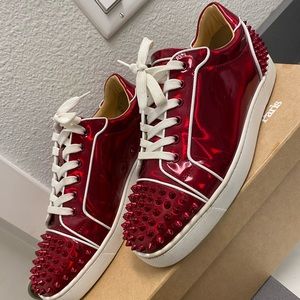 Christian louboutin worn 3 times, no longer want them